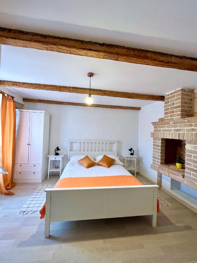 Val Comeza Hotel Komiza Luaran gambar
